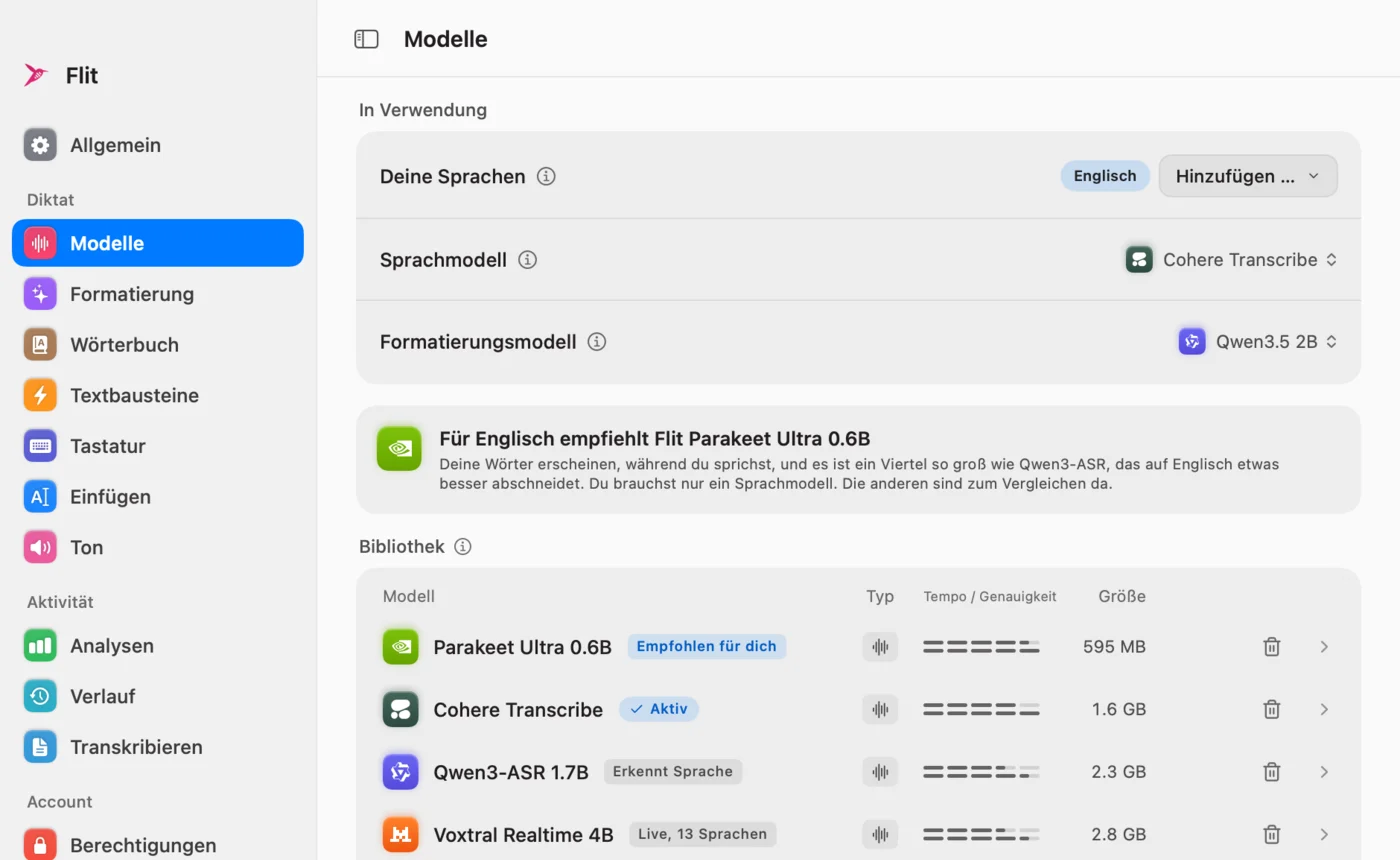 Flit settings in German: the Models page with Deine Sprachen, Sprachmodell and Formatierungsmodell, a recommendation card, and the Bibliothek of voice models, beside a sidebar of Allgemein, Modelle, Formatierung, Wörterbuch and more